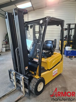 Chariot élévateur électrique Yale ERP18VT