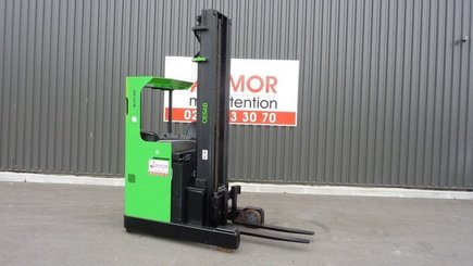Chariot à mât rétractable CESAB R216 - 1